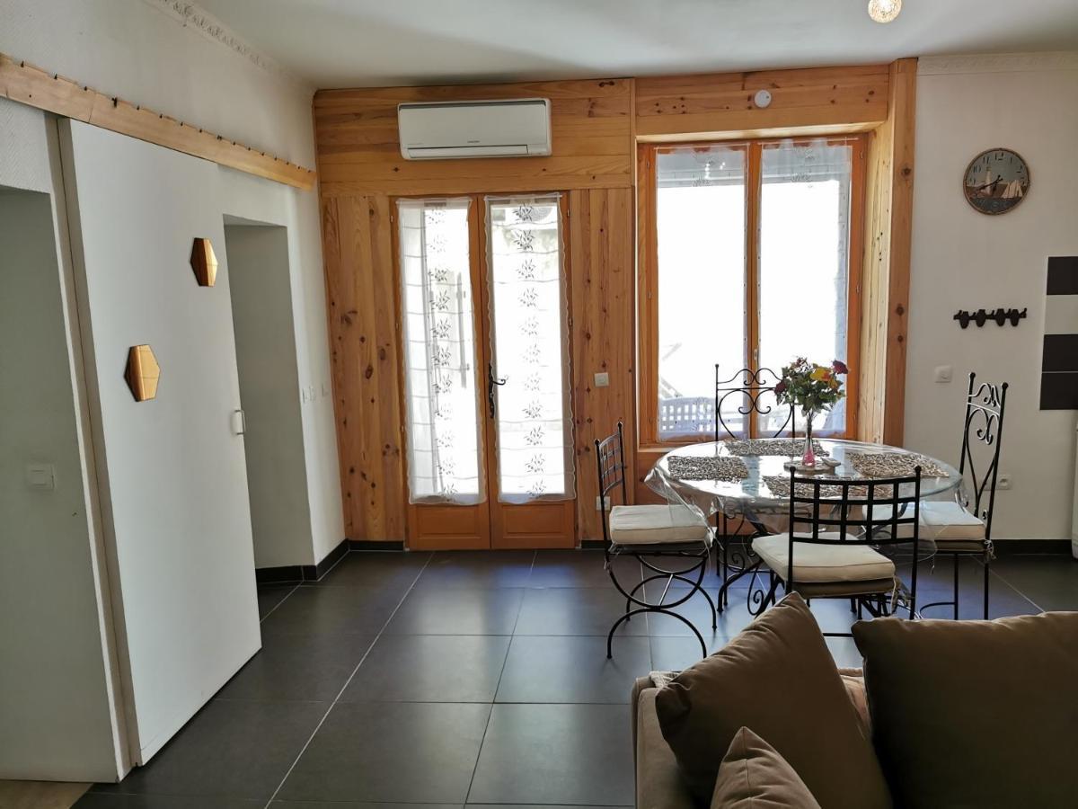 Apartmán Les Oliviers, Avec Terrasse Beaucaire  Exteriér fotografie