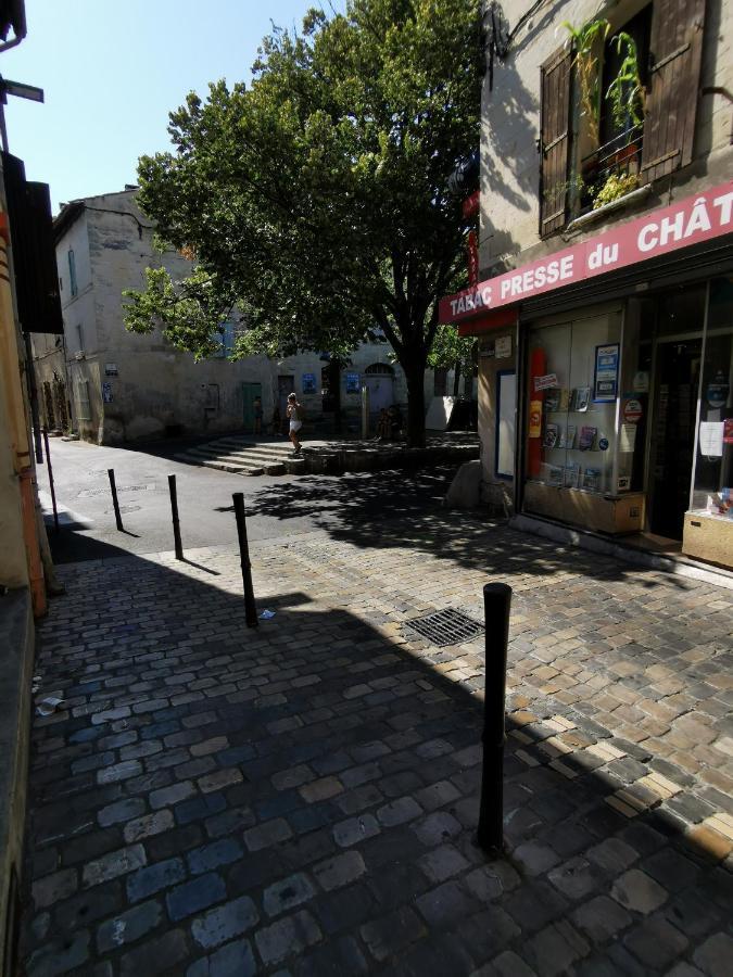 Apartmán Les Oliviers, Avec Terrasse Beaucaire  Exteriér fotografie